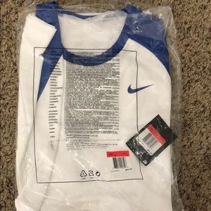 Nike Mens Dri-fit shirt